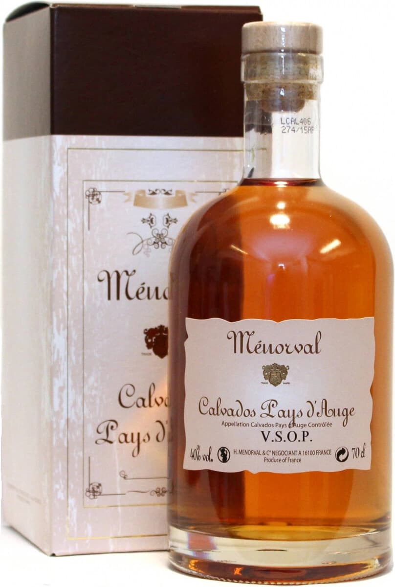 Кальвадос "Menorval" Pays d'Auge VSOP, Calvados AOC, gift box