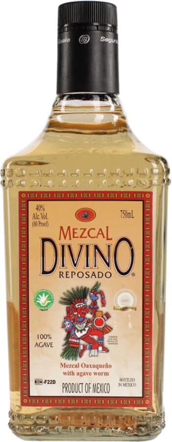 Мескаль "Divino" Mezcal Reposado, with the caterpillar