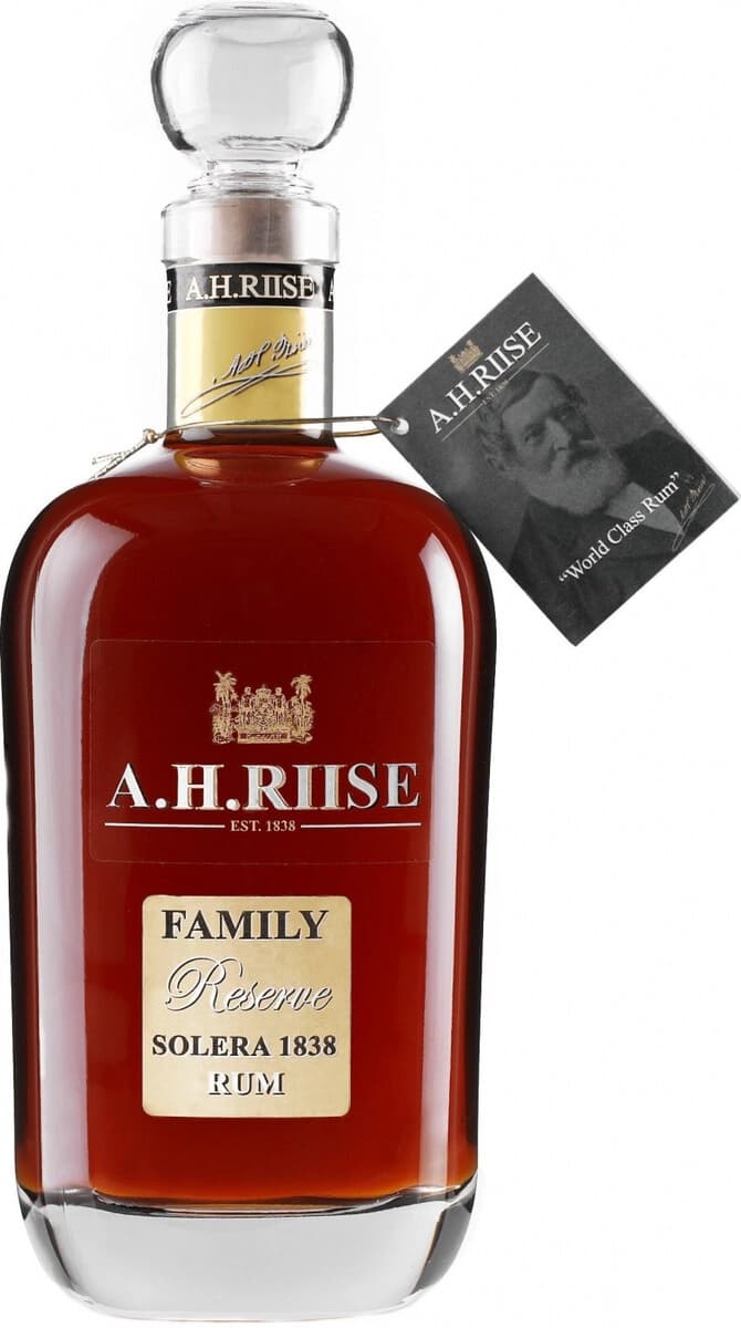 Ром "A.H. Riise" Family Reserve Solera 1838