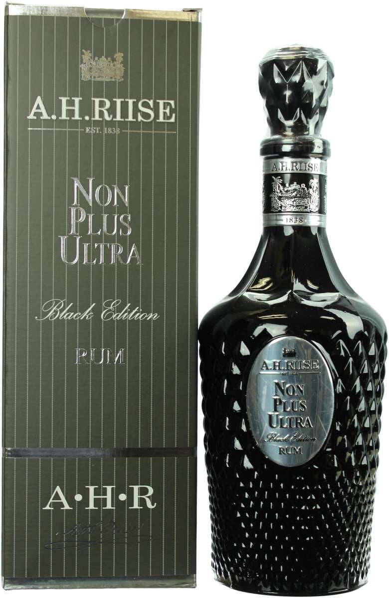 Ром "A.H. Riise" Non Plus Ultra, "Black Edition", gift box